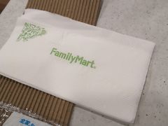 -全家便利店(虹桥路四店)