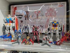 -泡泡玛特POPMART(上海环球港店)