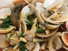 -班赞海鲜市场胖阿姨加工点