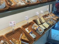 -孙北北面包(共富路店)