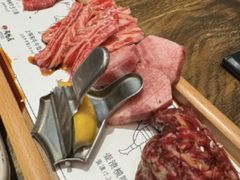 -肉魁屋·烧肉·烧鸟·酒场(高新店)