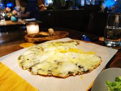 黑松露薄饼-Carbon莫卡哆·意大利复古集市餐厅(杭州大厦店)