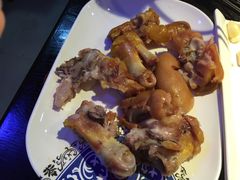 酱猪手-东大桥小国抻面烧烤(长通路店)