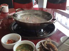 -老石黑山羊毛驴肉火锅(金凯广场店)