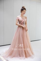-MISS MIA 婚纱品牌馆