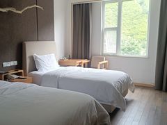 -西姆山居酒店(九寨沟沟口店)