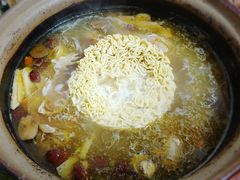 华丰面-威邵鸡煲(西华路总店)