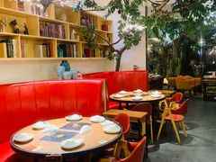 -樾餐厅泰式海鲜火锅(民歌湖店)