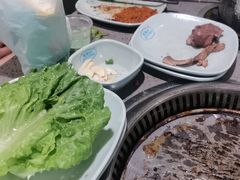 -金滏山烤肉·海鲜·火锅自助餐厅(襄阳万达店)