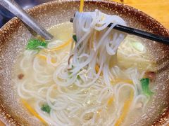 鸡丝米线-觅山云南菜(泊富ICITY店)