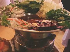 -Lanterns Vietnamese Restaurant
