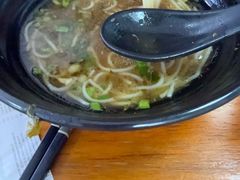 -花溪巷牛肉粉(泉城路店)