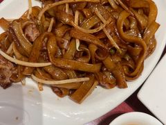 -广东仔港式茶餐厅(银泰店)