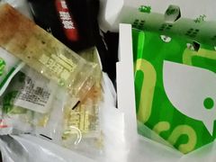 -德克士(绿地店)