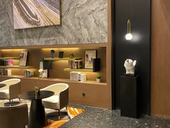 -乔治莫兰迪酒店(济南解放路山东大学店)