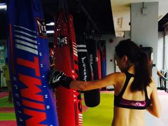 -拳盛时代拳击俱乐部(北京路店)