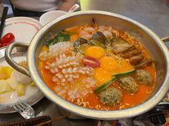 -小小集渔·泰式大排档(太古里香槟店)
