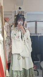 -一揽芳华汉服旗袍体验馆(拙政园店)