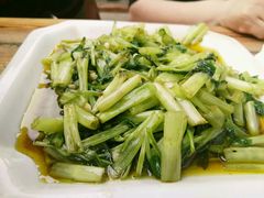 -云河农家乐饭店(福禄缘树山店)