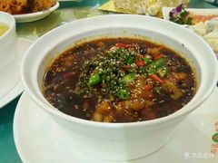 -六和聚传统烤鸭.天津菜(和平店)