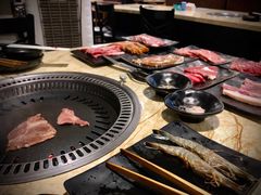 松板肉-贺野·自助炭火烤肉(紫藤路店)