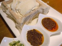 一块豆腐-95号酱骨·一块豆腐(展春园西路店)