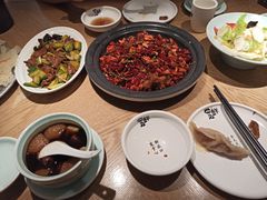 -宽鲜锅贴家常菜(永旺东部购物中心香港中路店)