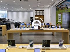 -华为授权体验店(中山公园来福士)