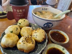 -鑫震源·苏式大虾生煎(山塘街店)