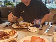 -天伦松鹤大饭店·欣妮咖啡