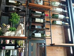 -临界音乐酒馆·小龙虾·江湖菜(华熙LIVE·鱼洞店)