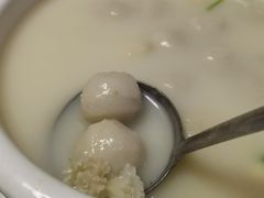 鱼丸汤-祥云精致湘菜馆(东1时区店)