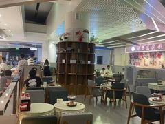 -海底捞火锅(凤凰广场店)