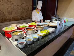 -中豪大酒店-嵩海阁自助餐厅(解放路店)