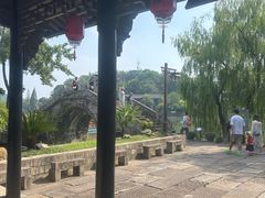 -鲁镇