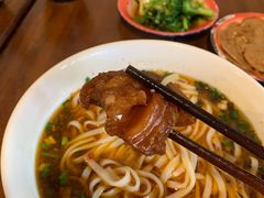 -矮子粉店1985·长沙米粉(湘春路店)