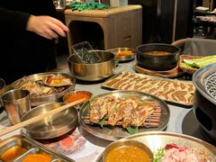 -草家酱蟹炭火烤肉店(珲春南路一店)