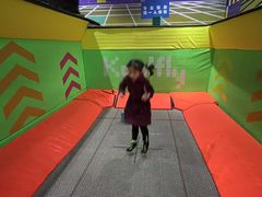 -酷跳蹦床主题公园(万胜广场店)