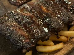 -Ribs & Burgers The Rocks