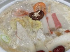 -三人行骨头王火锅(长寿店)