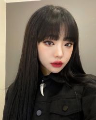-AYO SALON