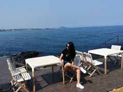 -Cafe Aewol Monsant