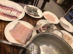 -正能量脆肉鲩火锅