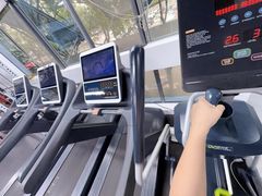 -坚果健身24小时工作室(定西路店)