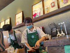 -星巴克(南翔五彩城店)