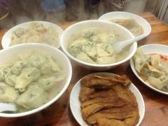 荠菜肉馄饨-潘国仙耳光馄饨(黄家阙路店)