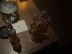 -FOUR PLAY BAR