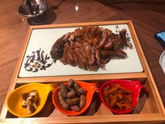 -有红鸡毛店·川菜(建设路店)