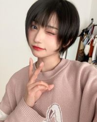 -AYO SALON