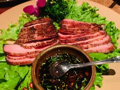 卡拉山火塘烧肉-花马天堂云南餐厅 Lost Heaven(外滩店)
